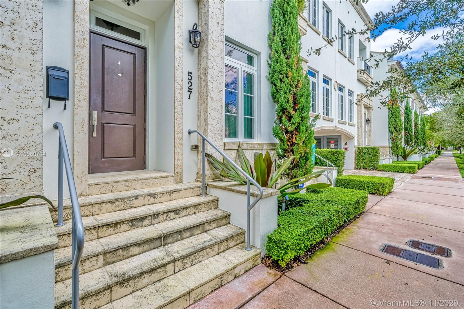 527 Anastasia Ave Coral Gables, FL 33134