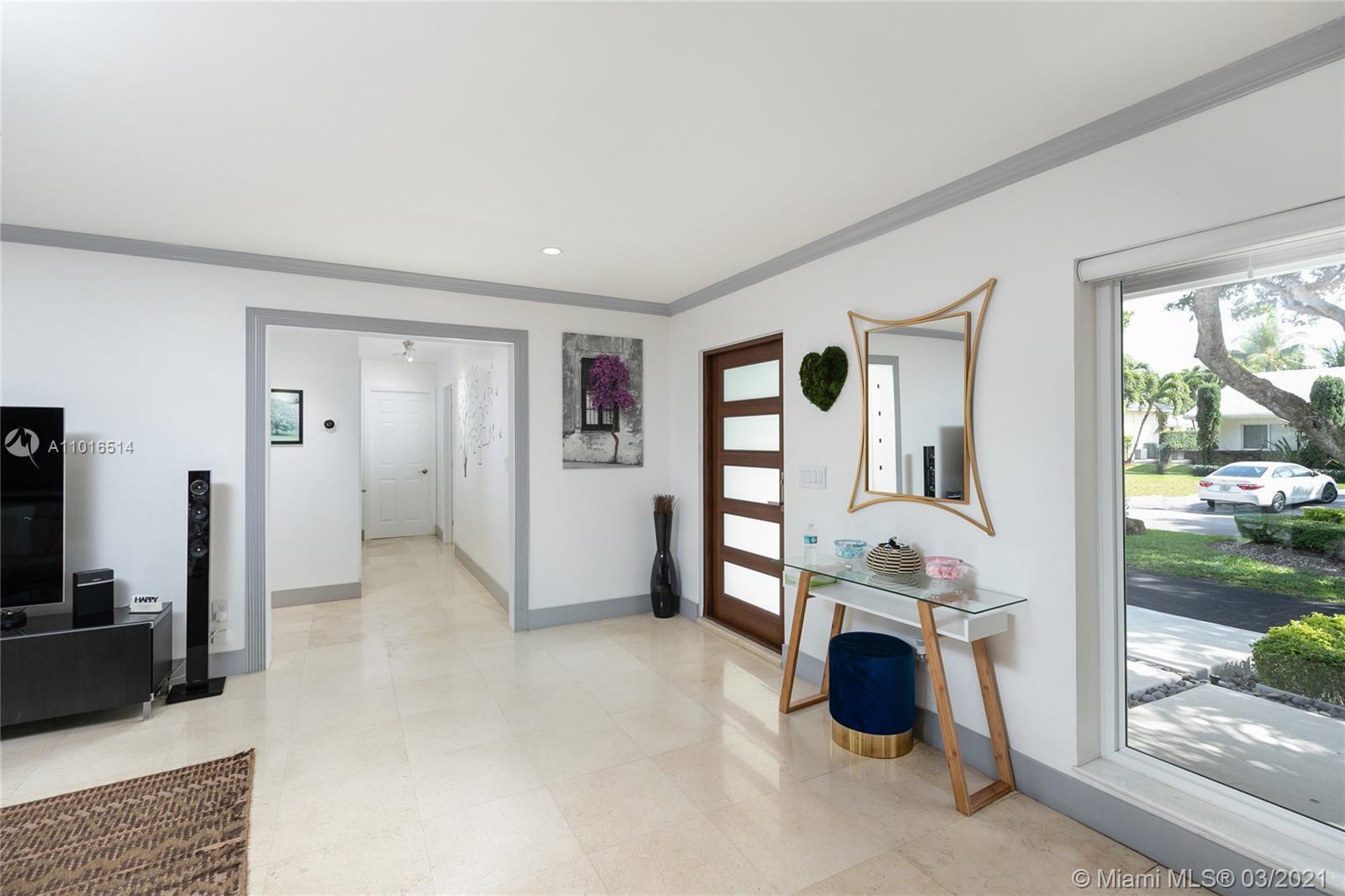 1441 Agua Ave Coral Gables, FL 33156