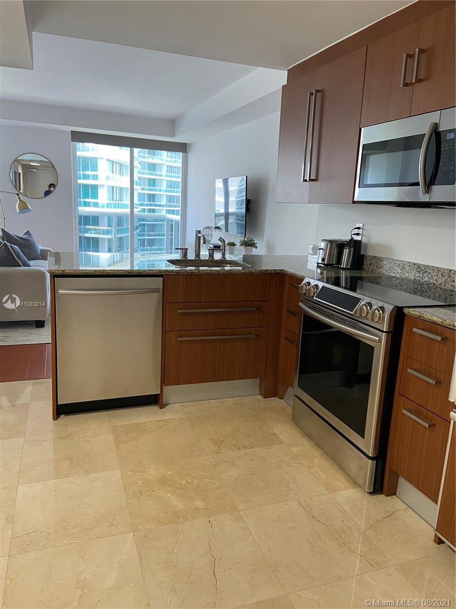 image Harbour House3