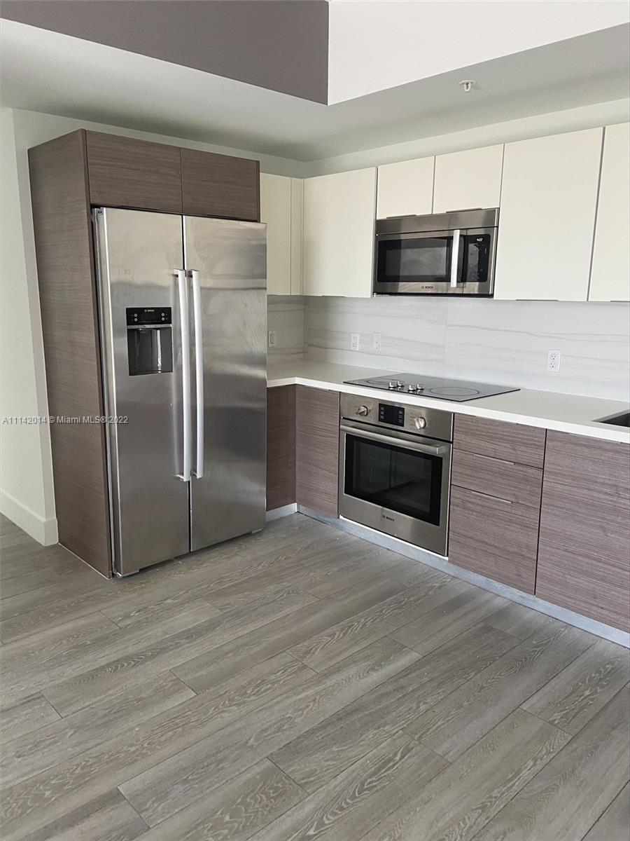 image Brickell Ten10