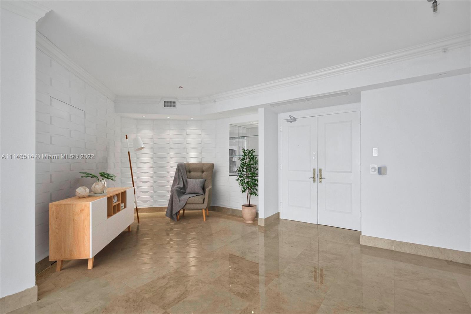 image Blue Diamond21