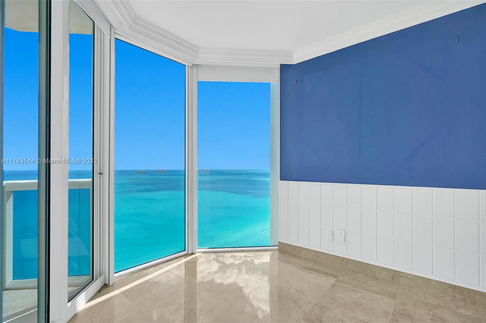 image Blue Diamond26