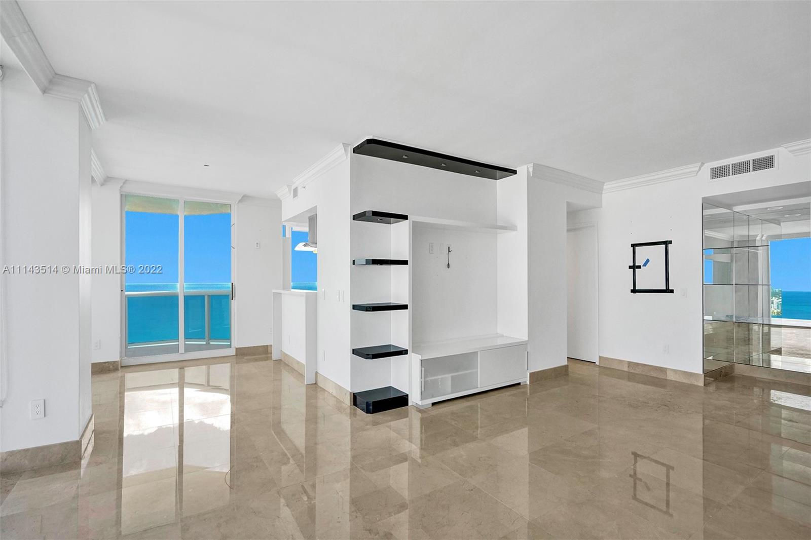 image Blue Diamond36