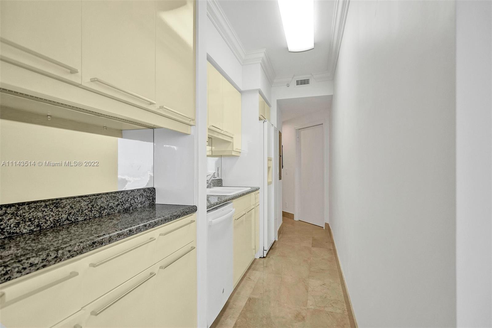 image Blue Diamond48