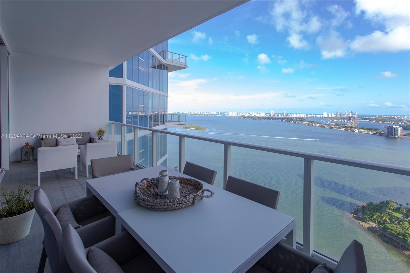 2020 N Bayshore Dr #2903