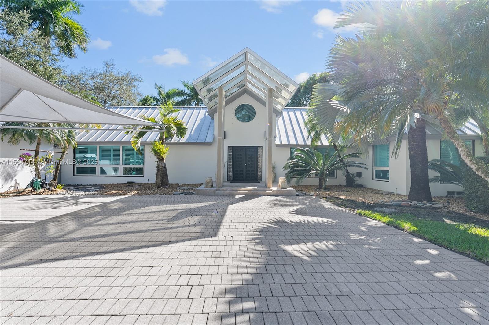 3950 Hardie Ave Coconut Grove, FL 33133