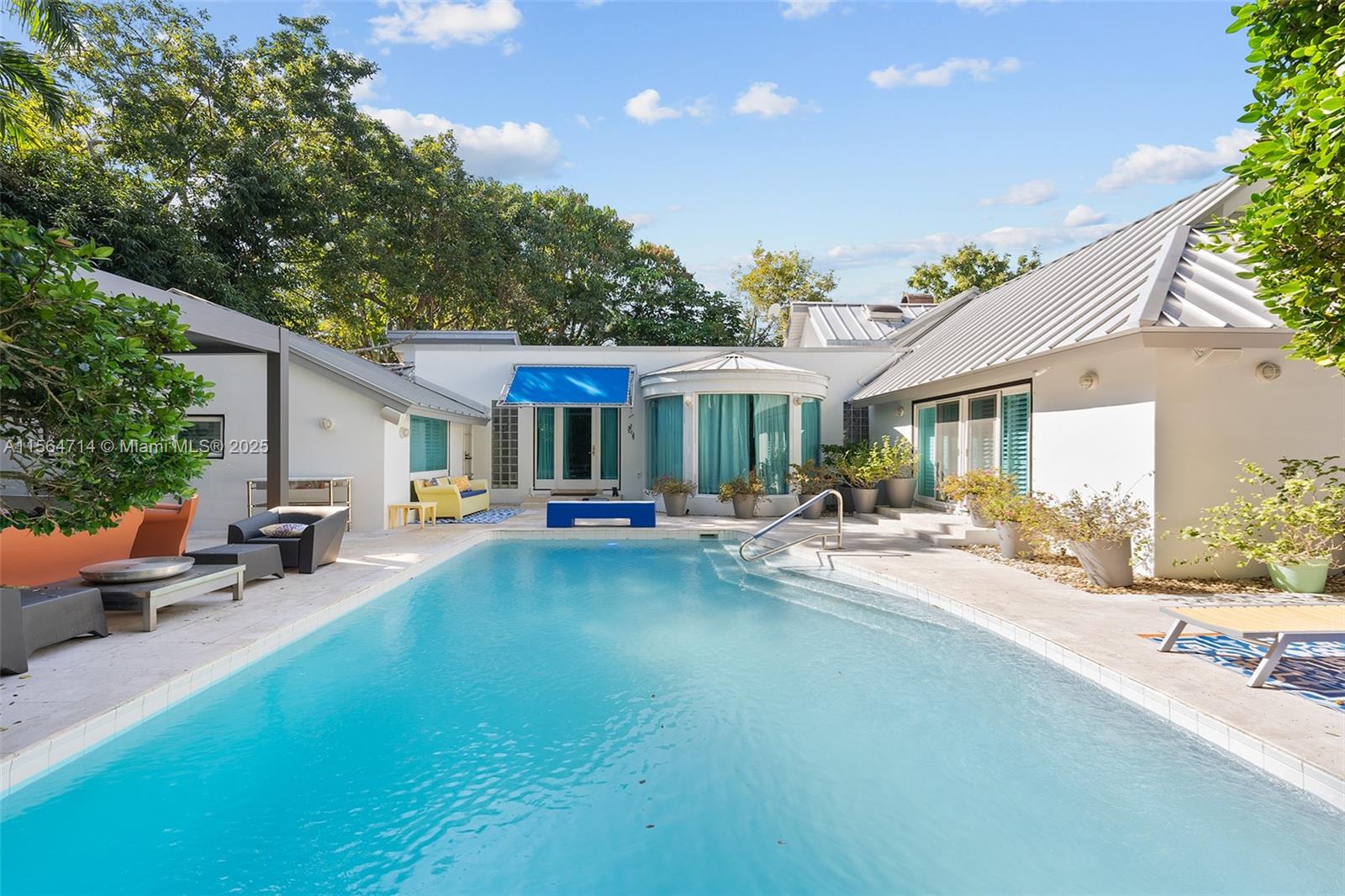 3950 Hardie Ave Coconut Grove, FL 33133