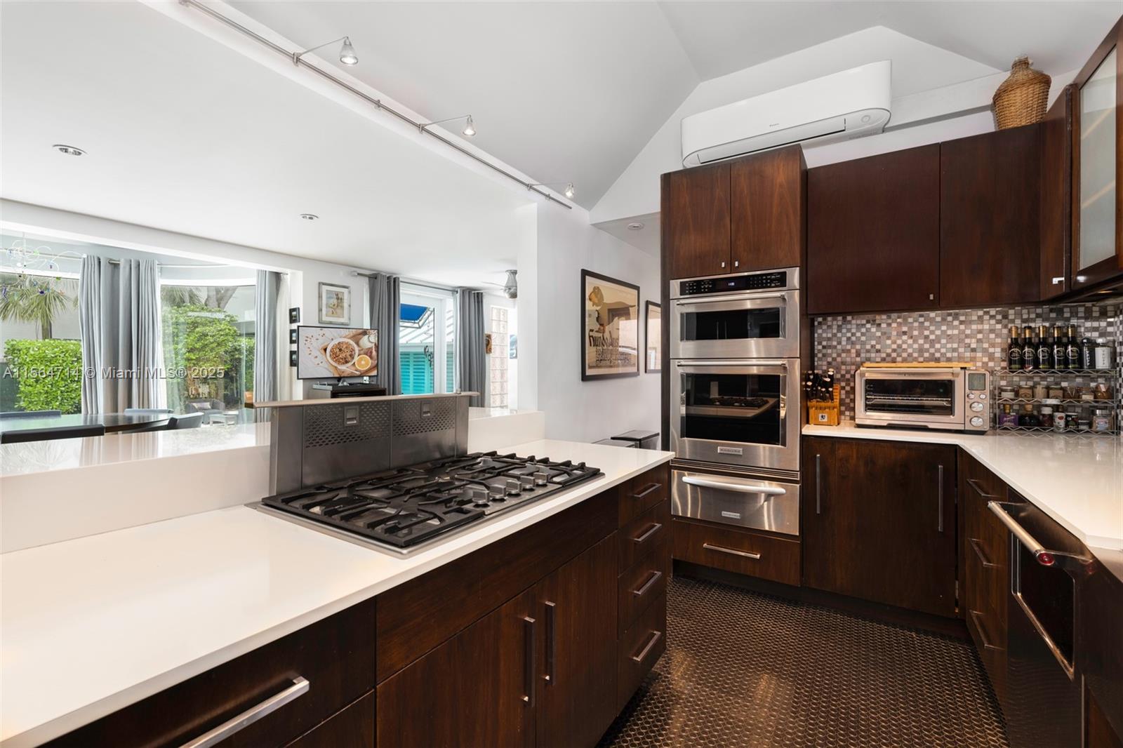 3950 Hardie Ave Coconut Grove, FL 33133