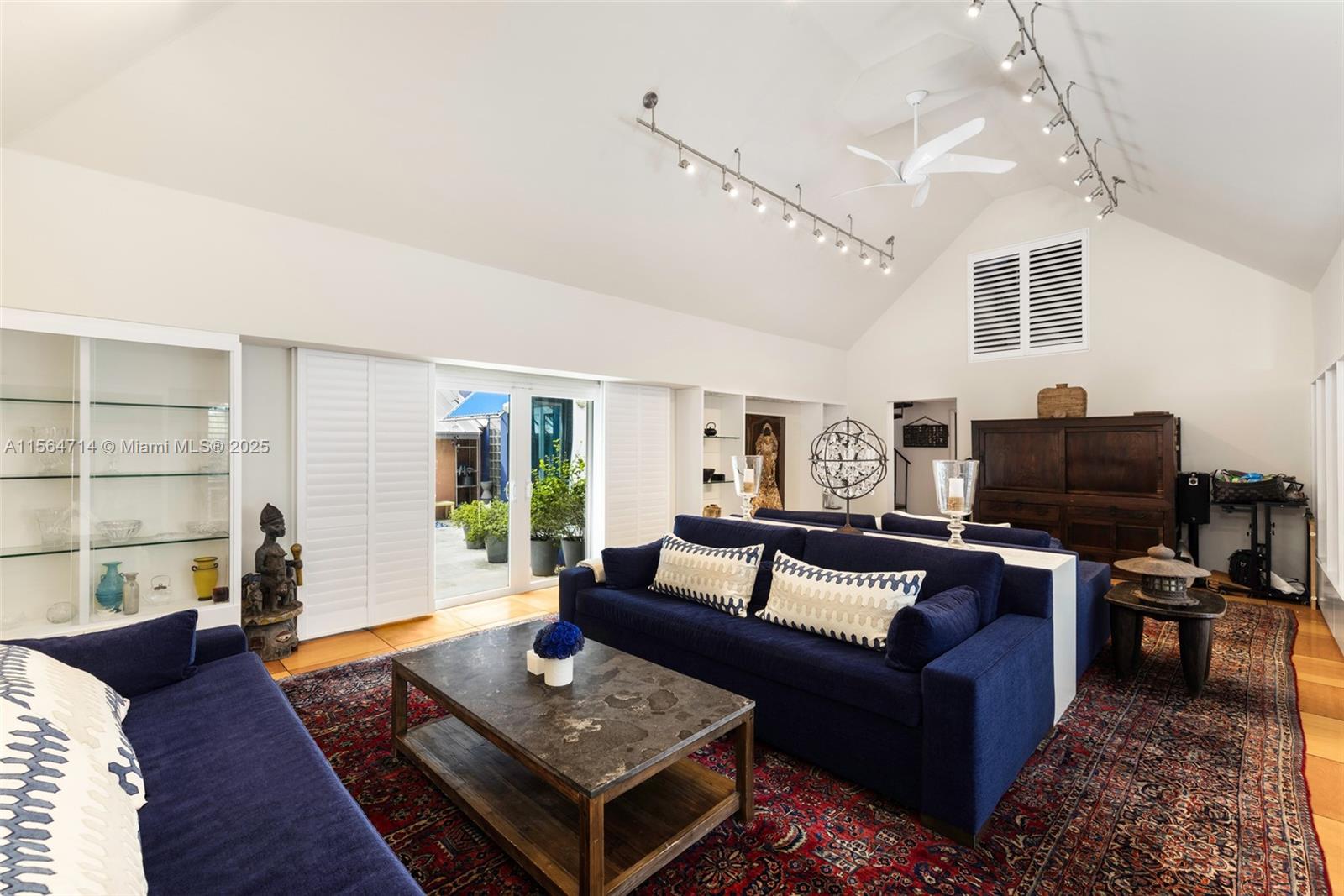 3950 Hardie Ave Coconut Grove, FL 33133