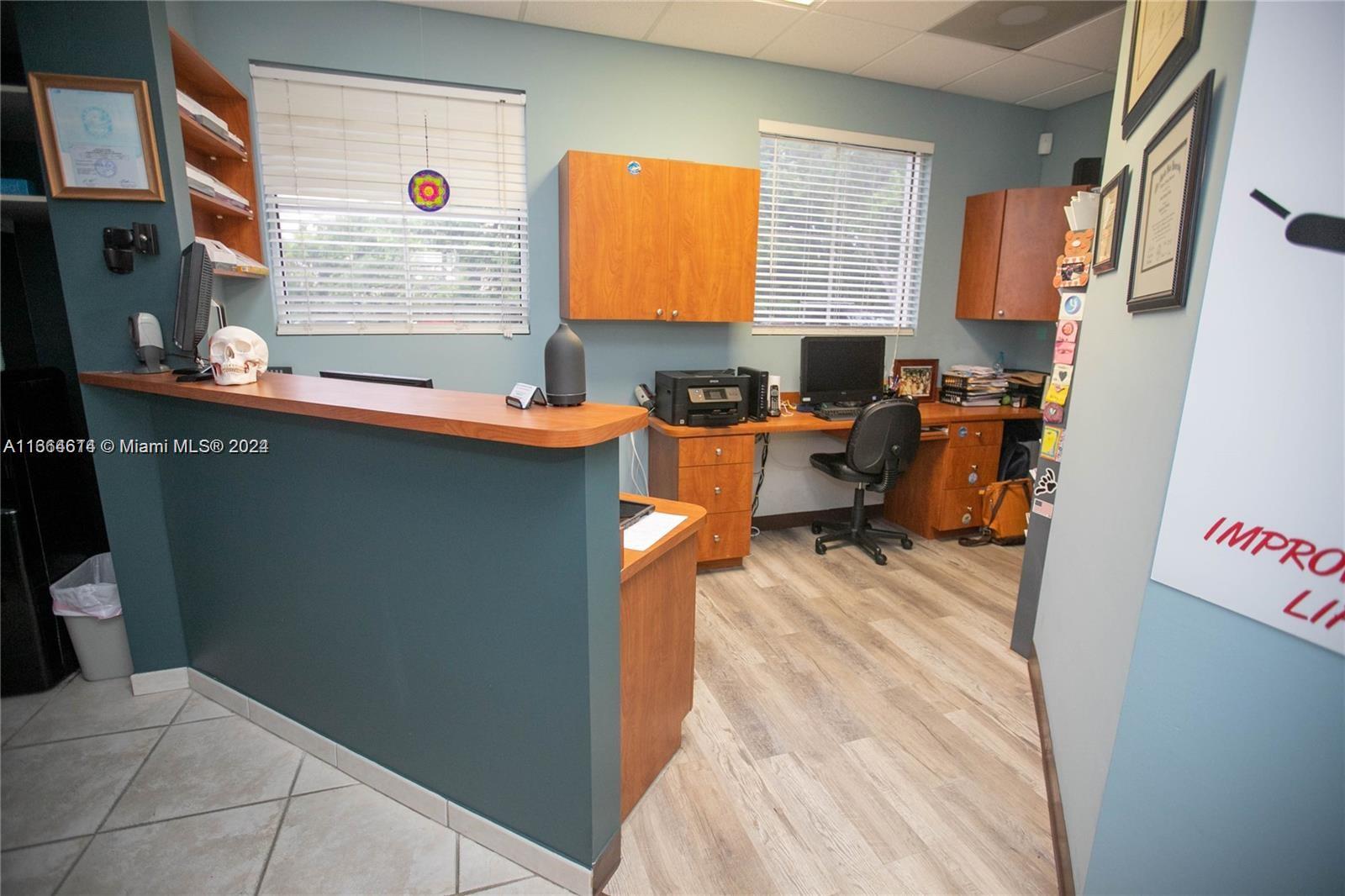 20772 W Dixie Hwy,Miami, FL 33180