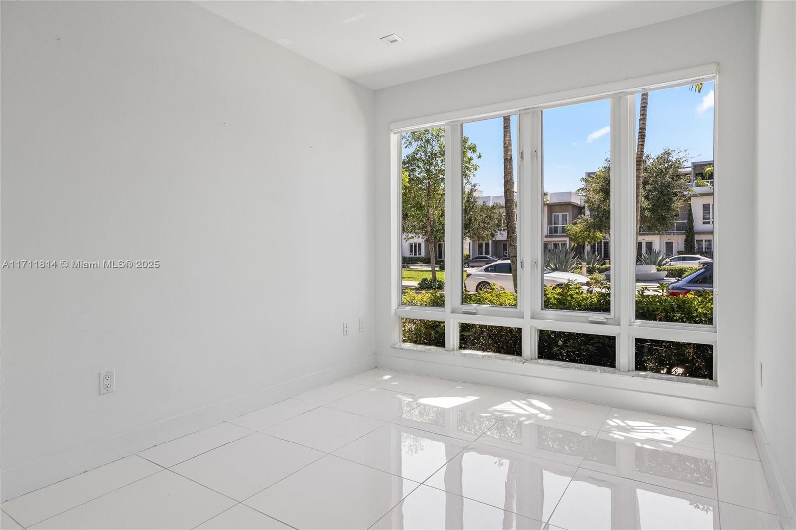 6308 NW 104th Path #6308 Doral, FL 33178