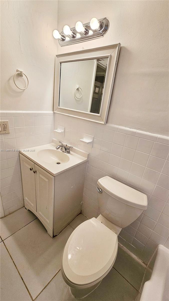 3801 NW 6th St,Lauderhill, FL 33311