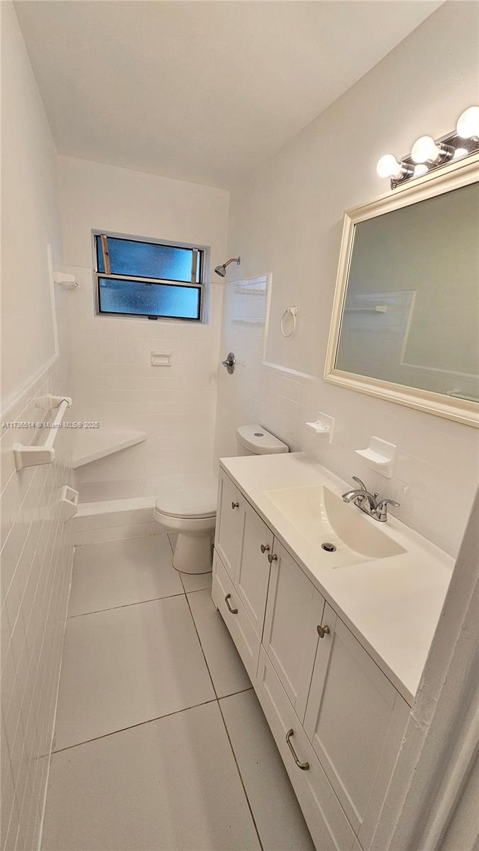 3801 NW 6th St,Lauderhill, FL 33311