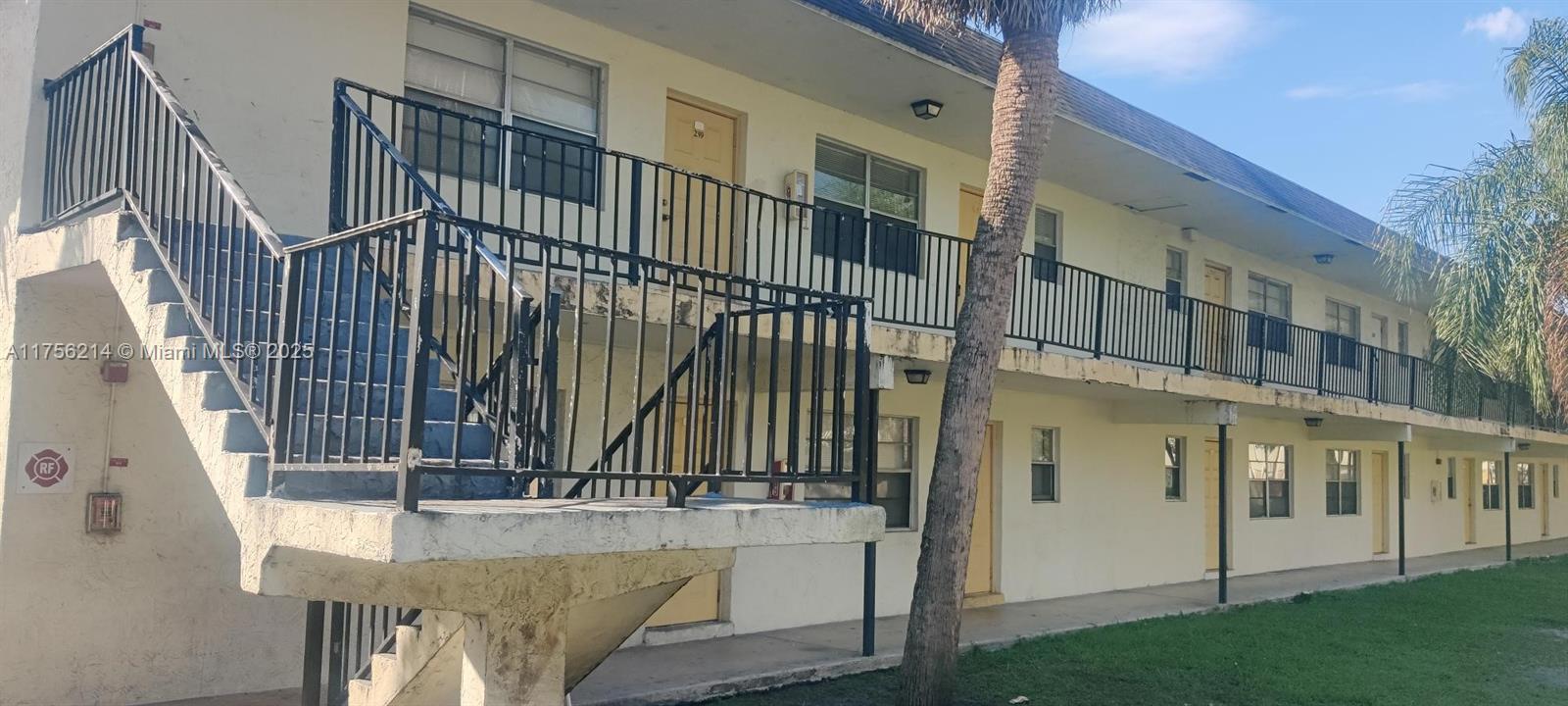 4160 NW 21st St #236-C