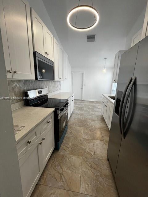  Palm Harbor, FL 34684