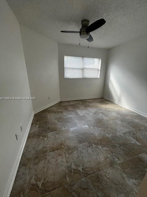  Palm Harbor, FL 34684