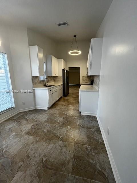  Palm Harbor, FL 34684