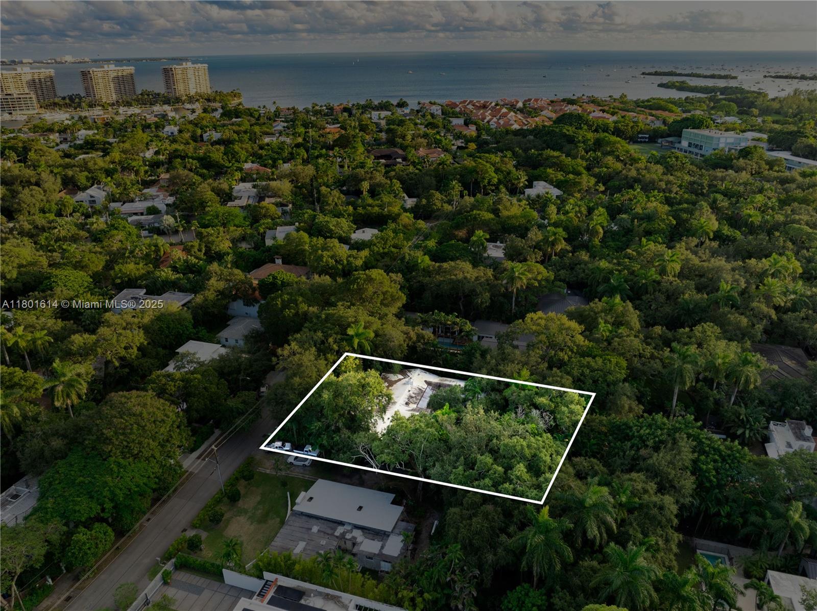 2850 Natoma St Coconut Grove, FL 33133