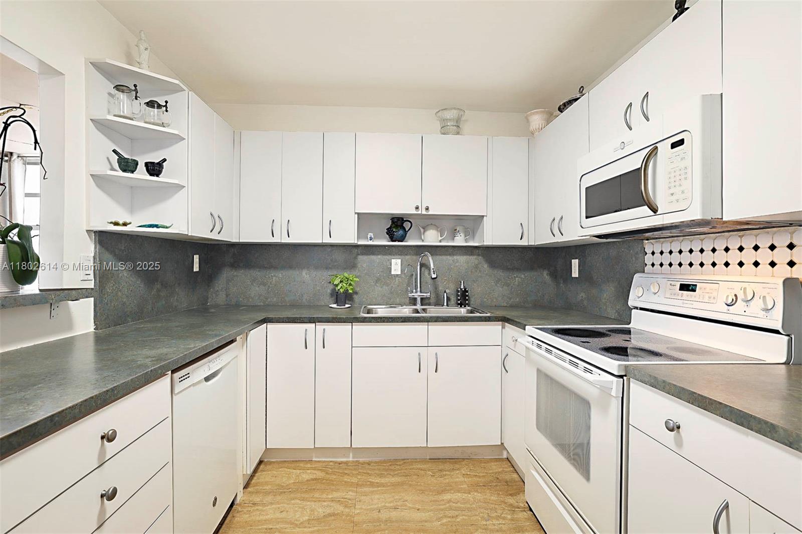 2750 NE 183rd St #1409,Aventura, FL 33160