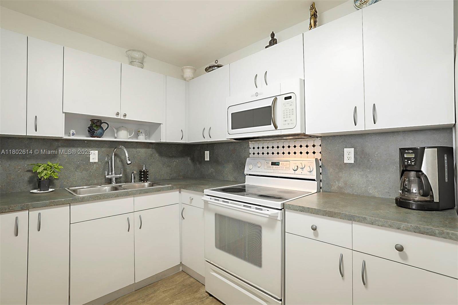 2750 NE 183rd St #1409,Aventura, FL 33160