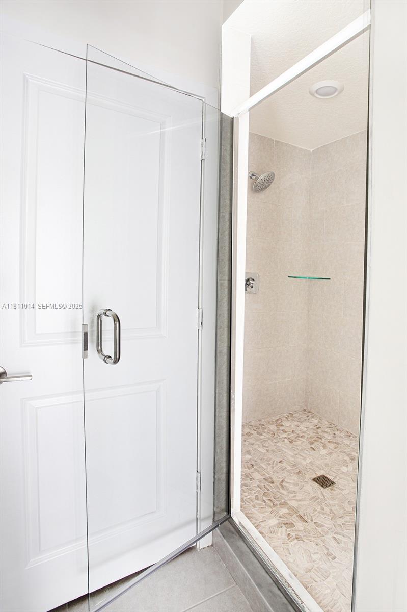 8167 NW 41st St #E-104 Doral, FL 33166