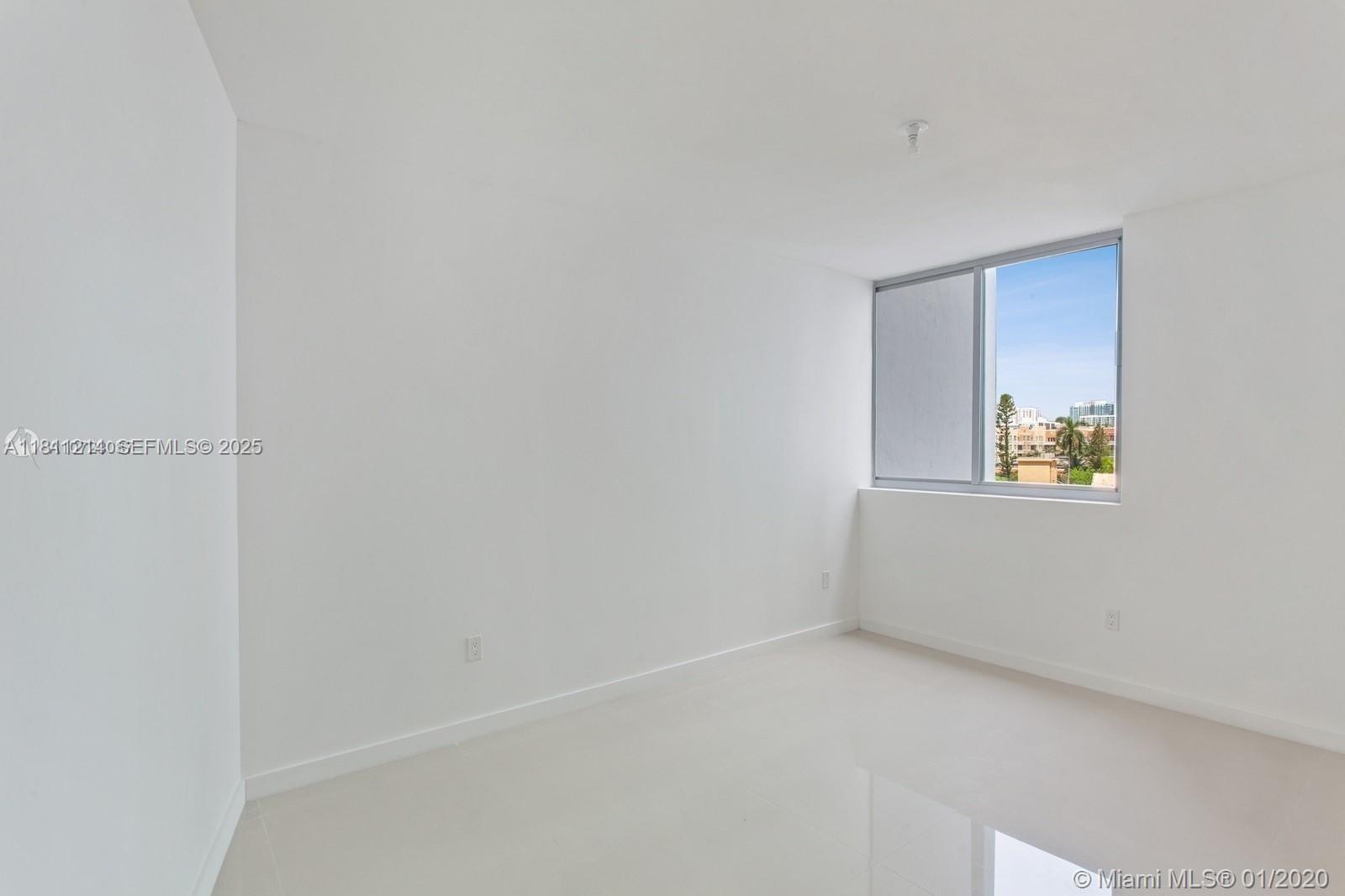 image Aria on the Bay11