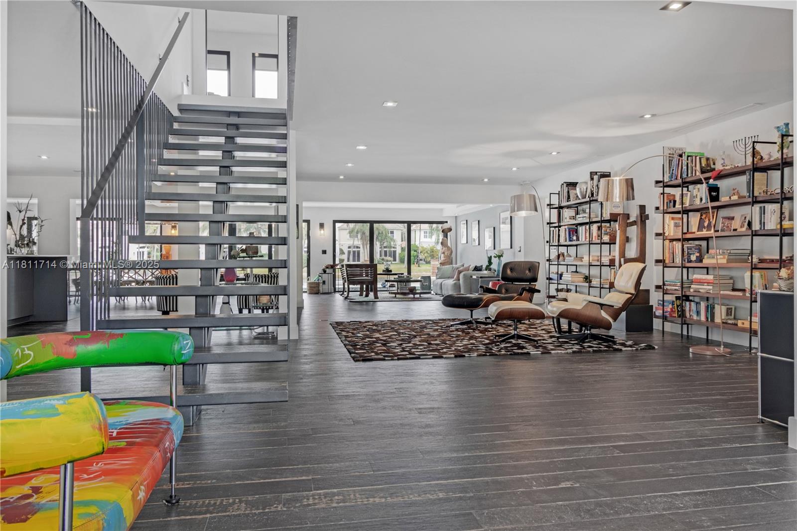 1601 Diplomat Pkwy Hollywood, FL 33019