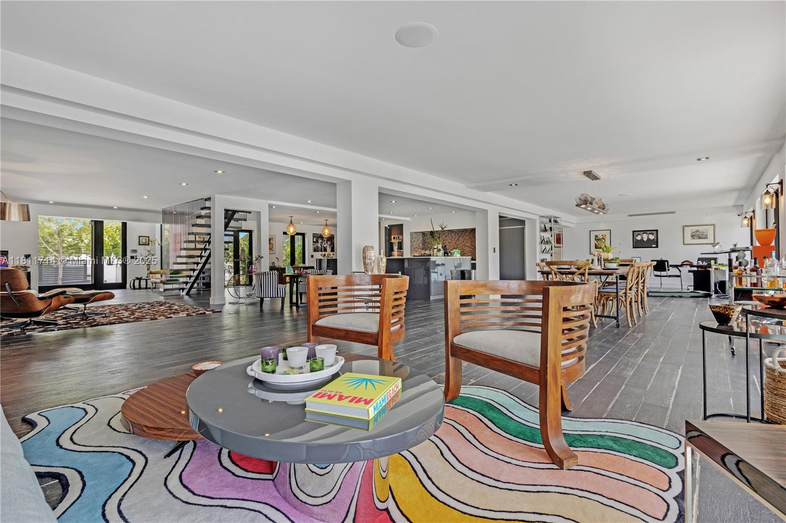 1601 Diplomat Pkwy Hollywood, FL 33019