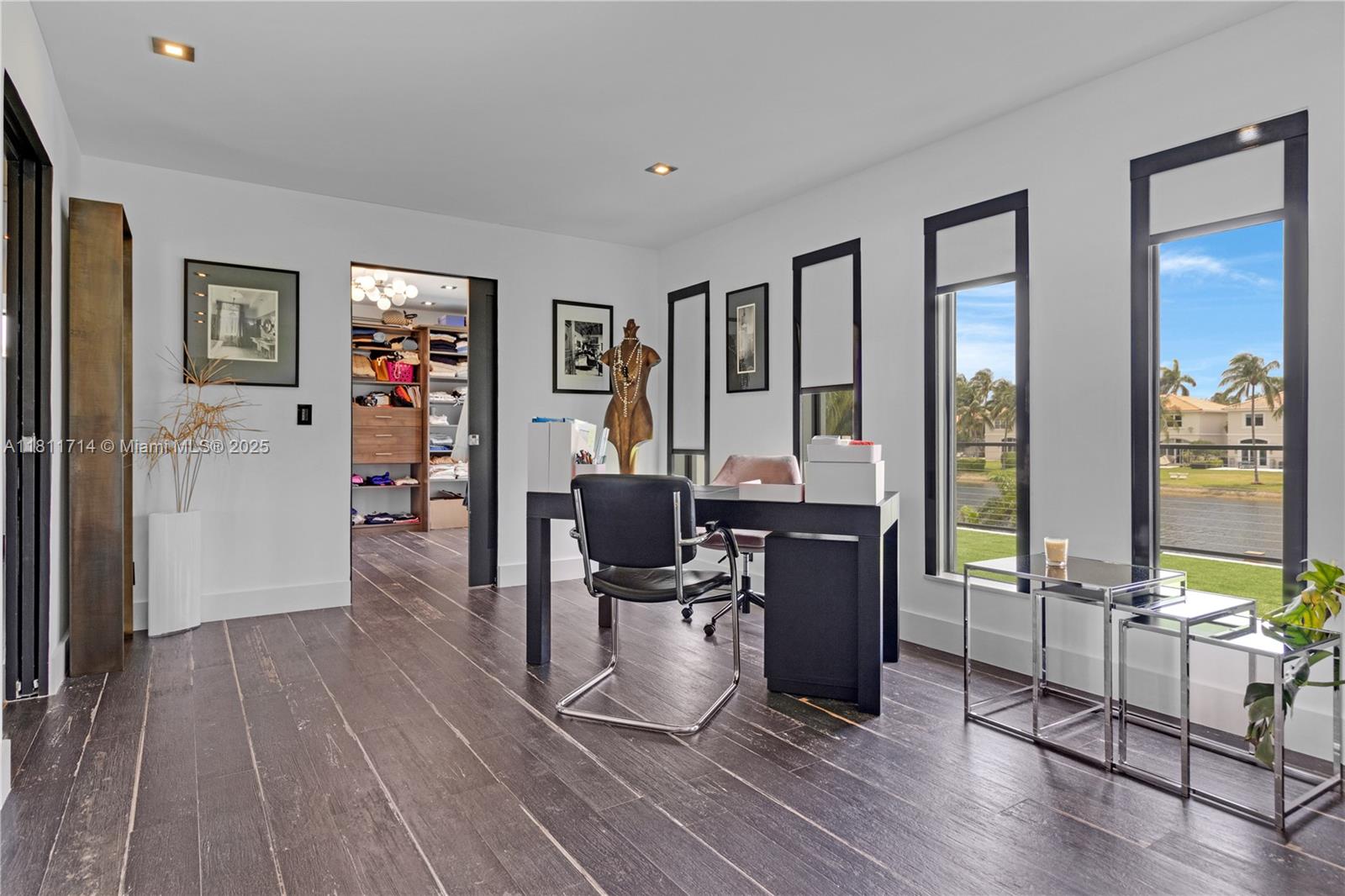 1601 Diplomat Pkwy Hollywood, FL 33019