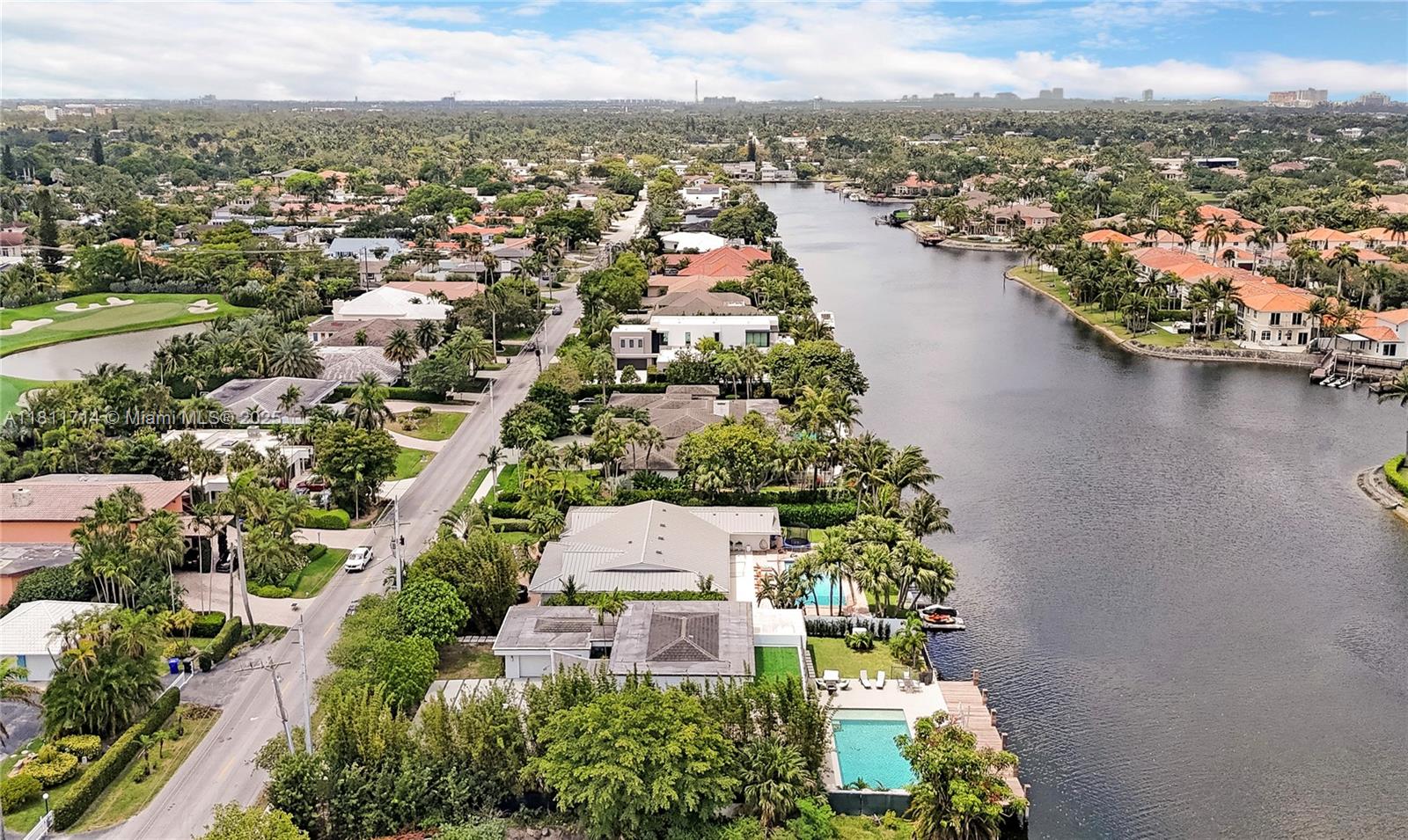 1601 Diplomat Pkwy Hollywood, FL 33019