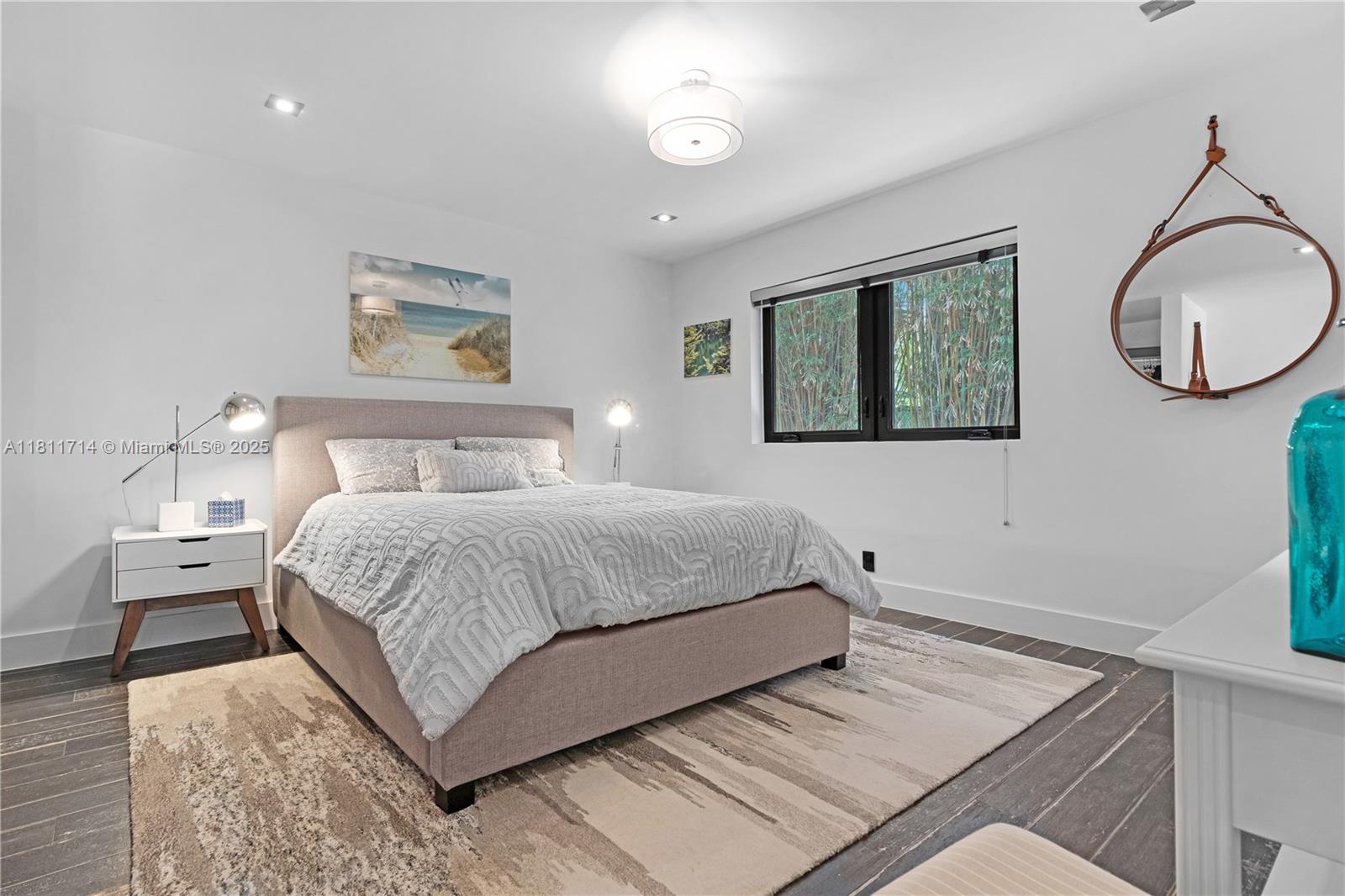 1601 Diplomat Pkwy Hollywood, FL 33019