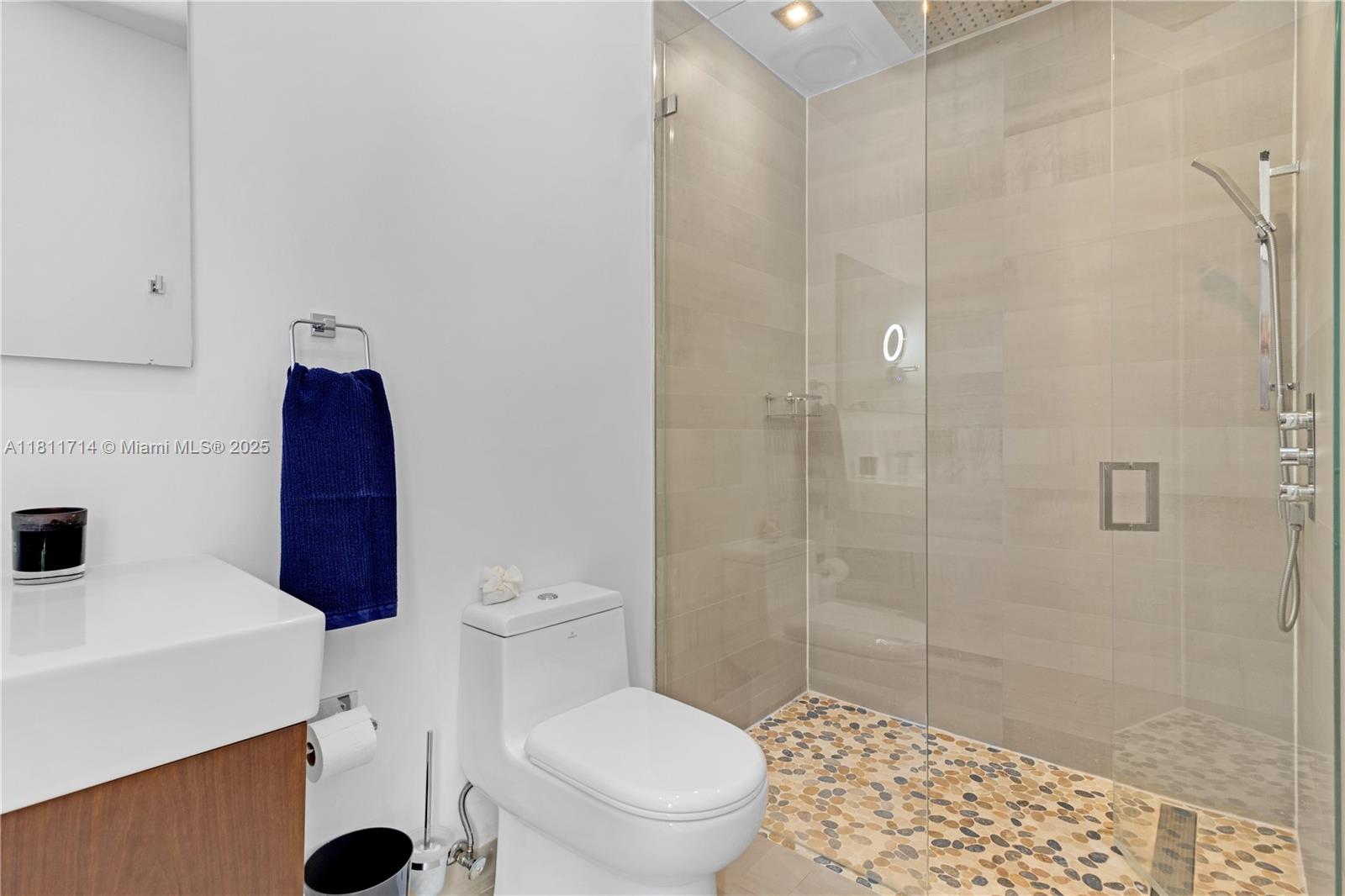 1601 Diplomat Pkwy Hollywood, FL 33019