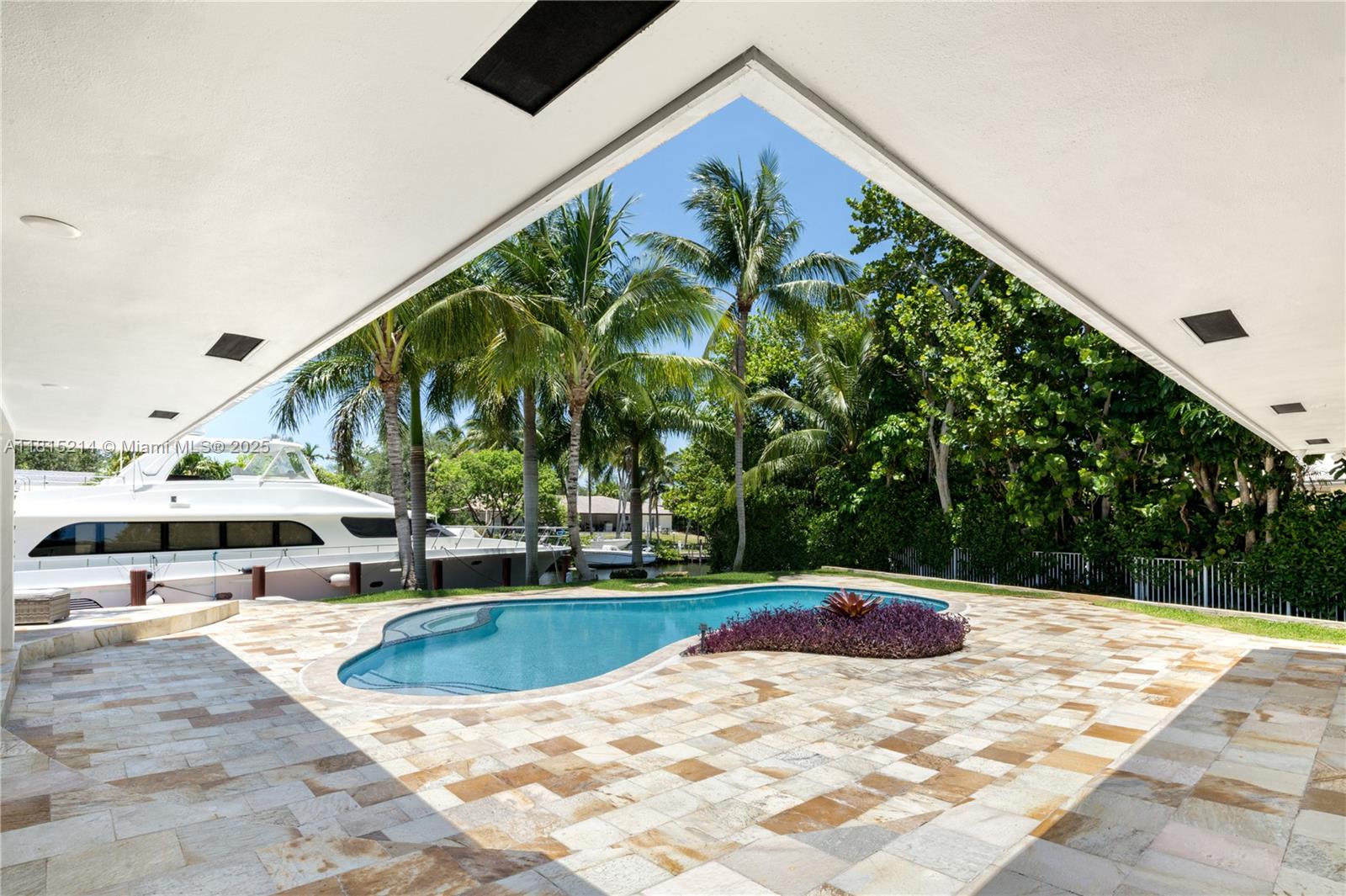 435 Marquesa Dr Coral Gables, FL 33156