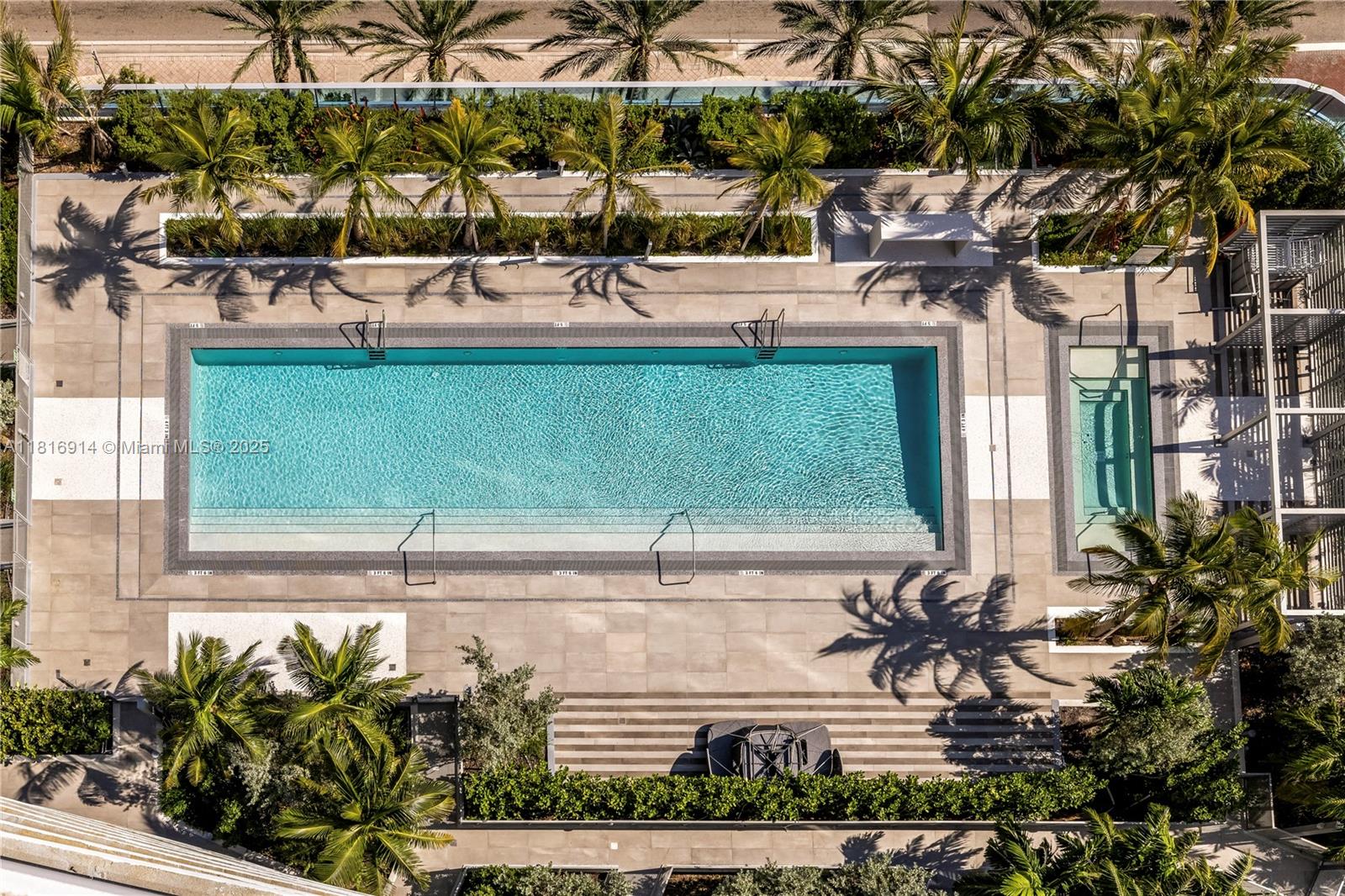 image Aurora Sunny Isles19