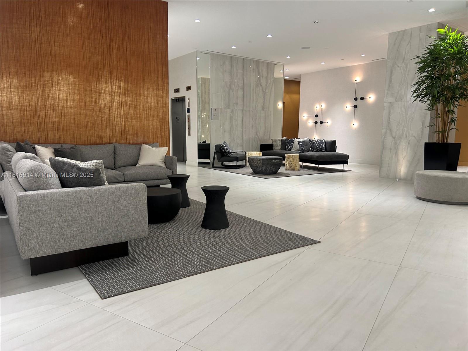 image Aurora Sunny Isles21