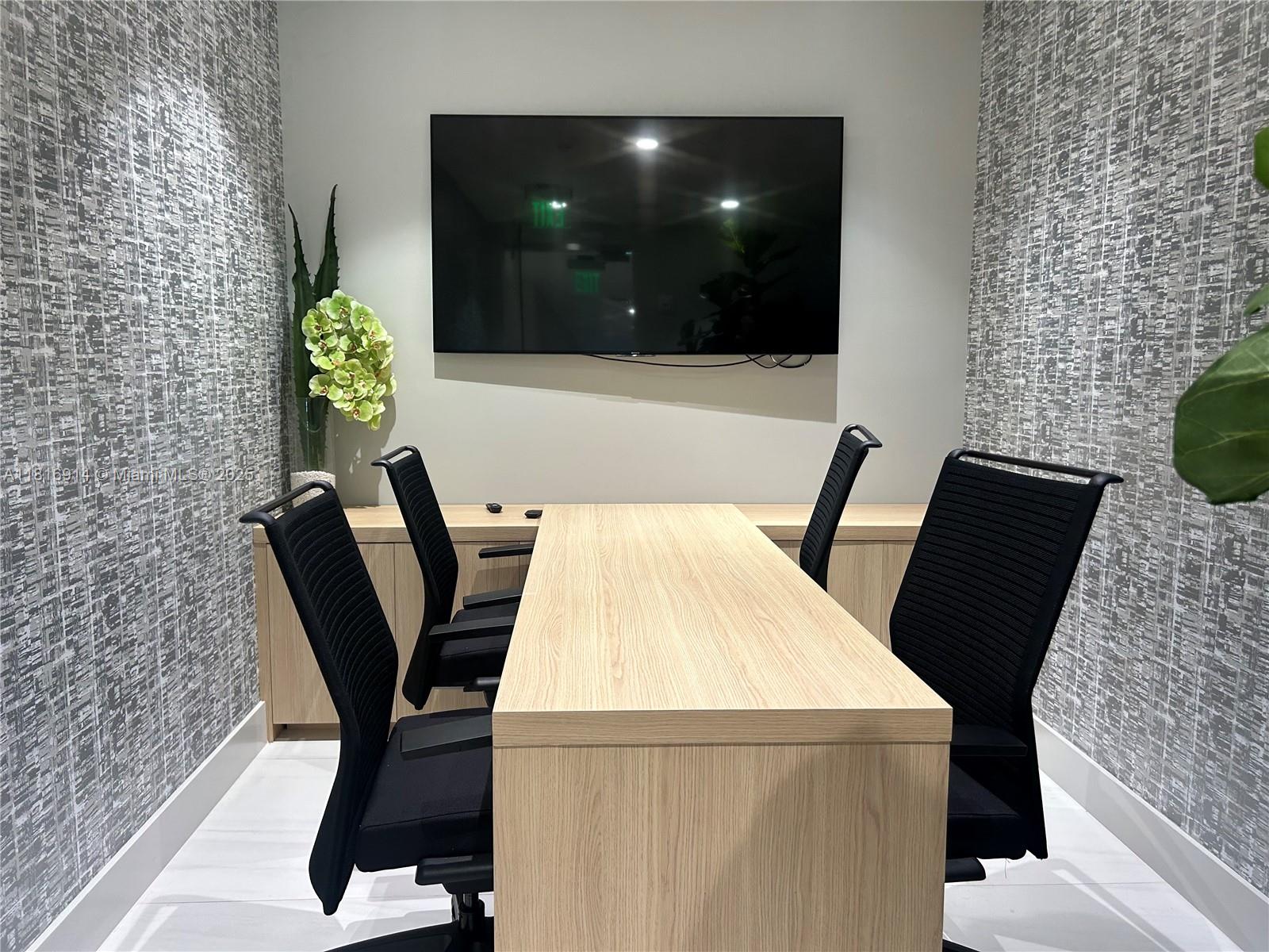 image Aurora Sunny Isles26