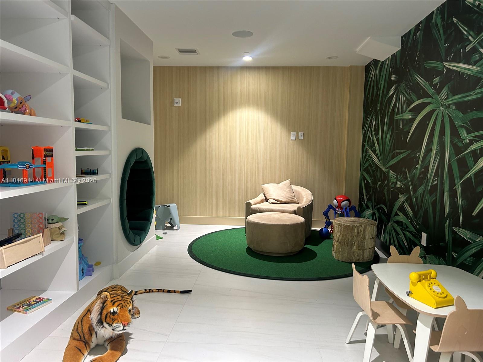 image Aurora Sunny Isles27