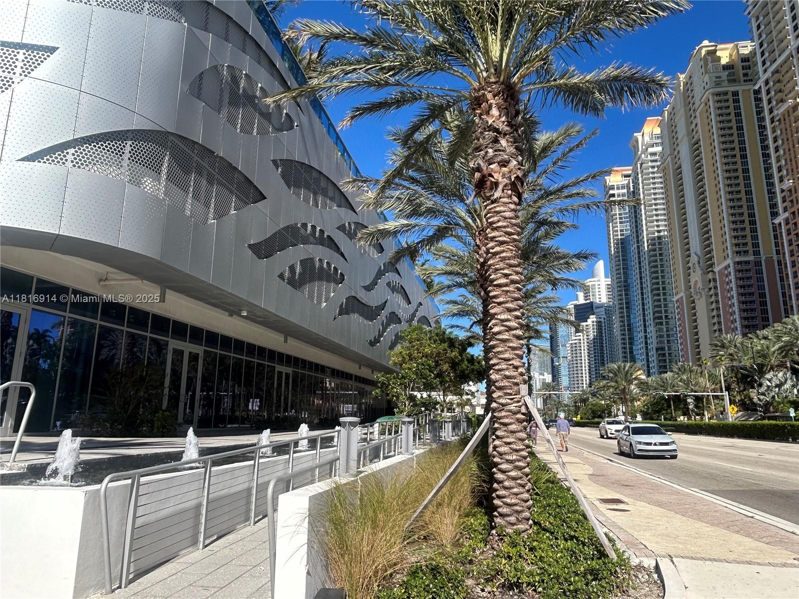 image Aurora Sunny Isles30
