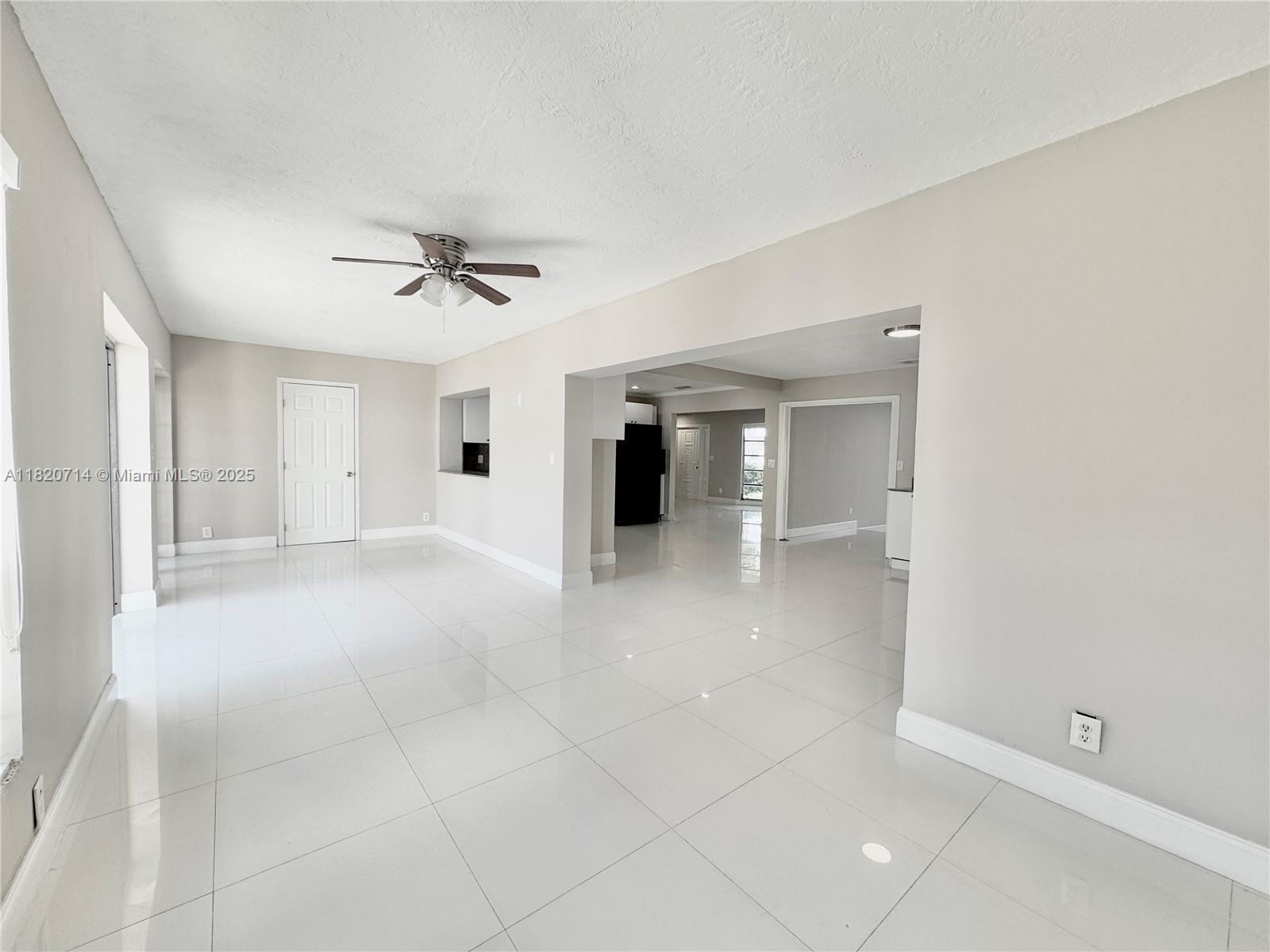 4905 Harrison St,Hollywood, FL 33021