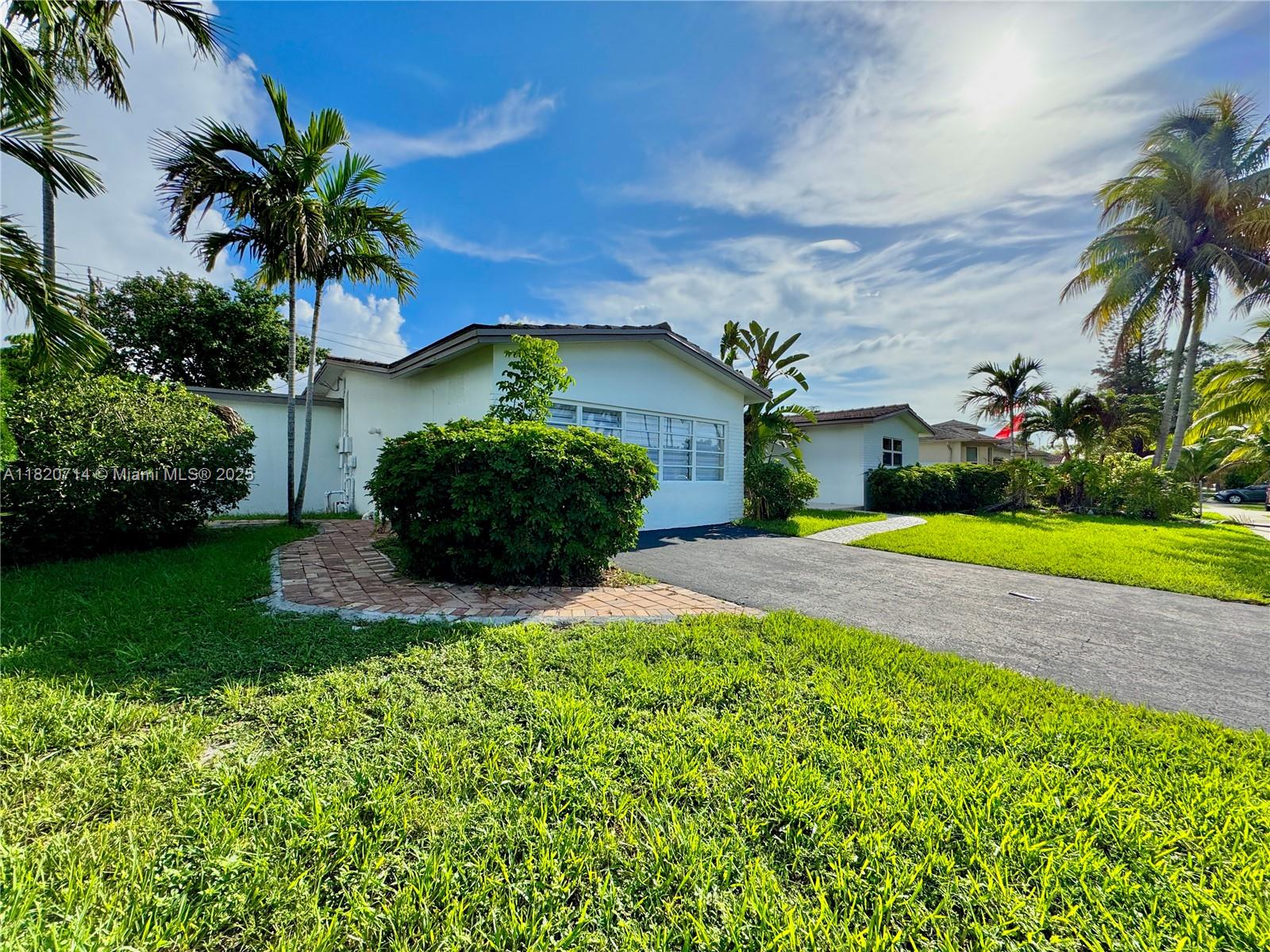4905 Harrison St,Hollywood, FL 33021