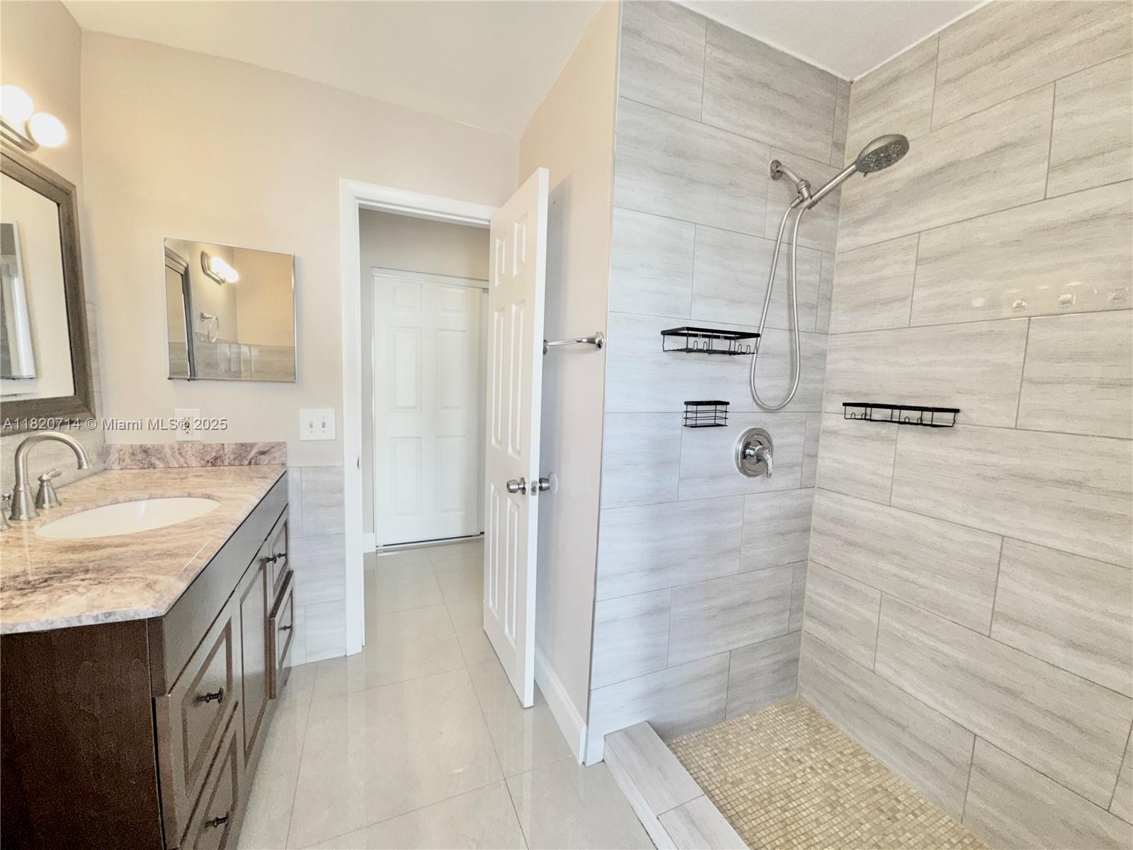 4905 Harrison St,Hollywood, FL 33021