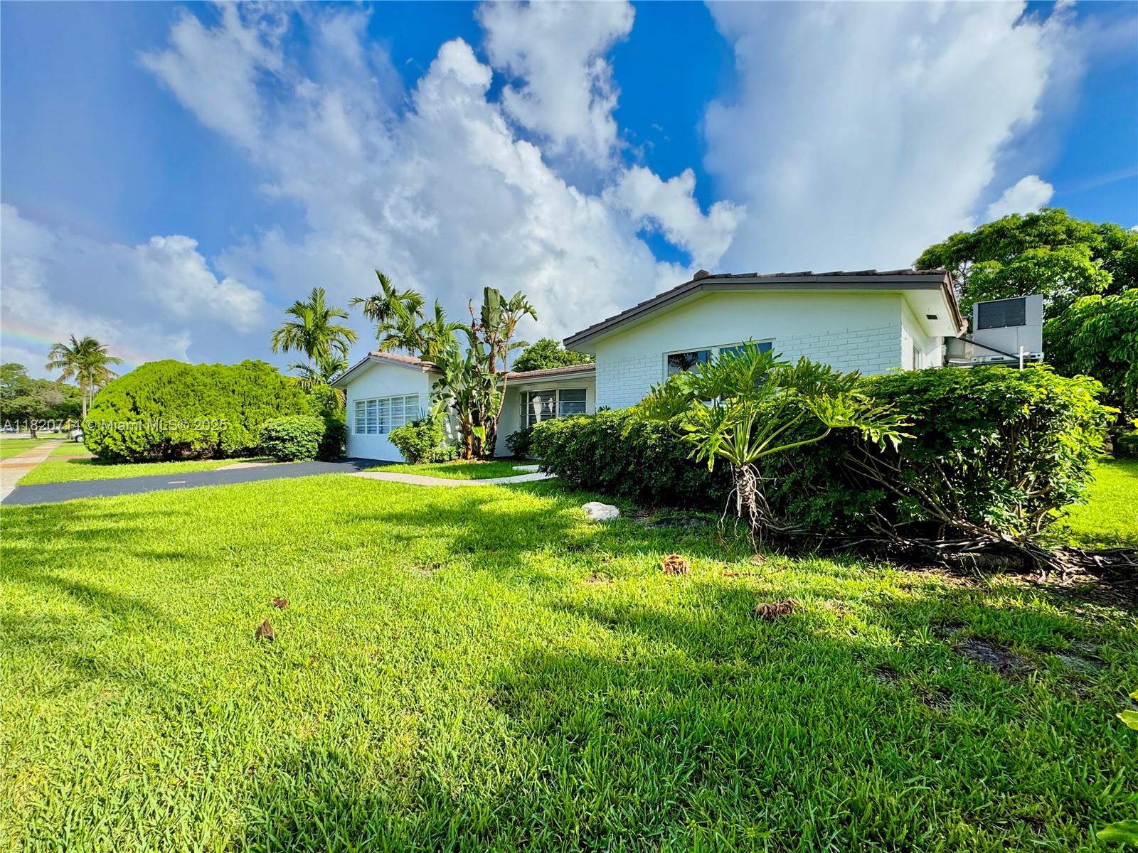 4905 Harrison St,Hollywood, FL 33021