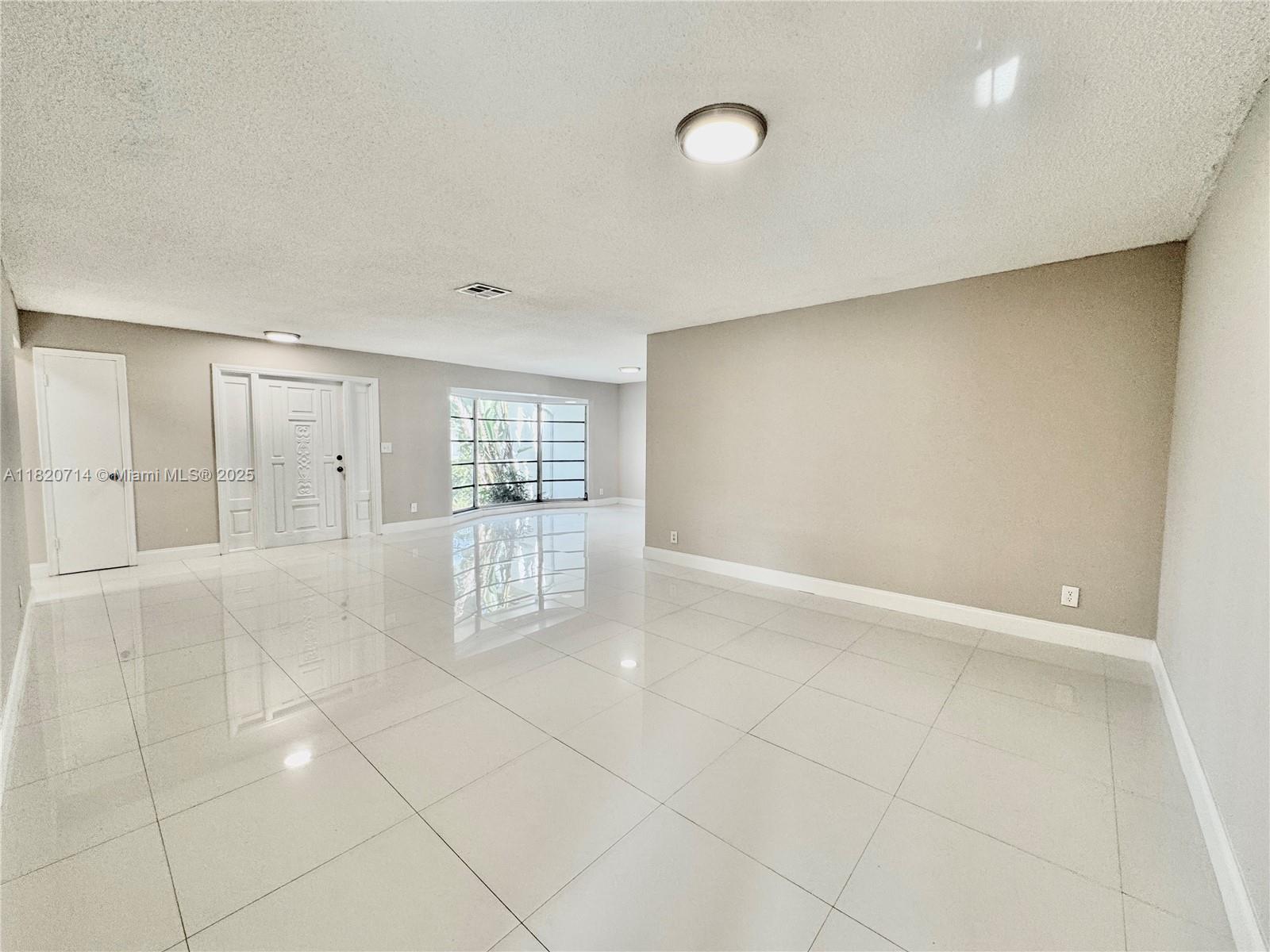 4905 Harrison St,Hollywood, FL 33021