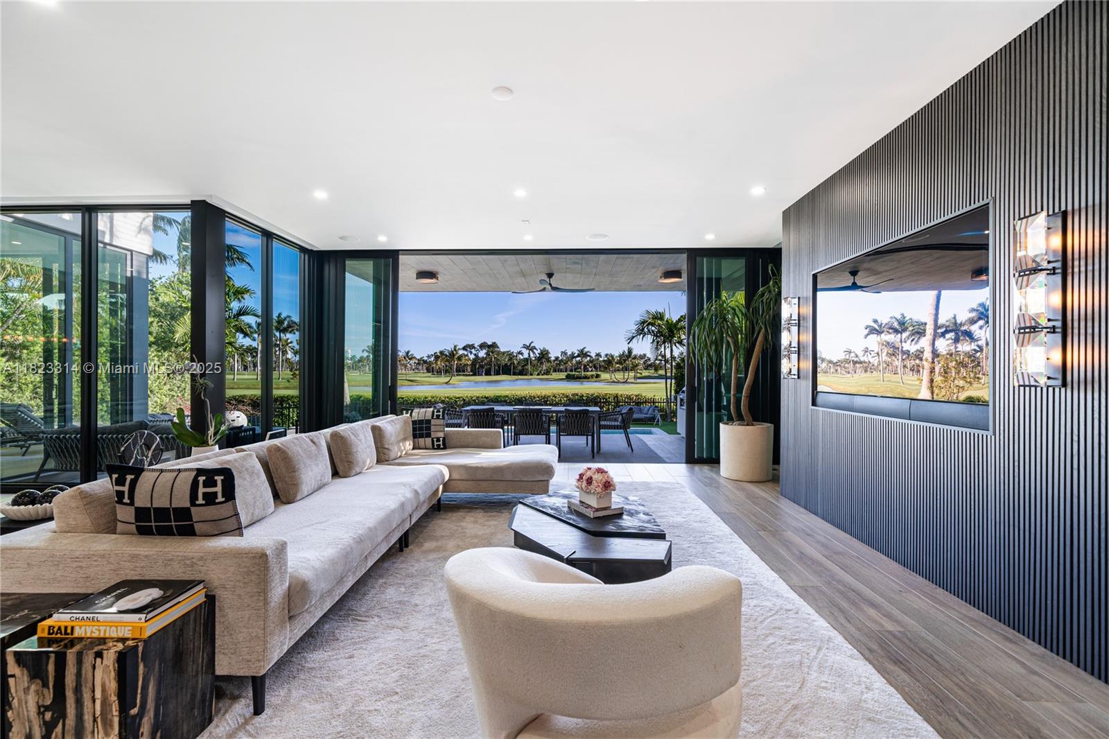 450 W 62nd St Miami Beach, FL 33140