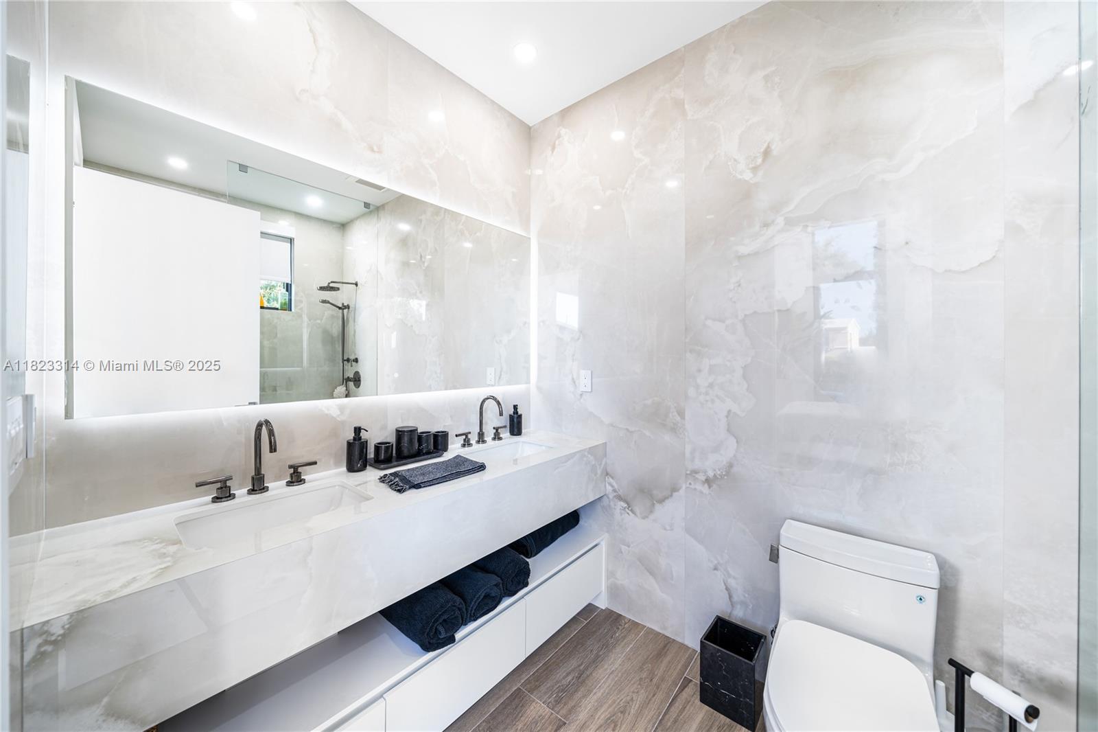 450 W 62nd St Miami Beach, FL 33140