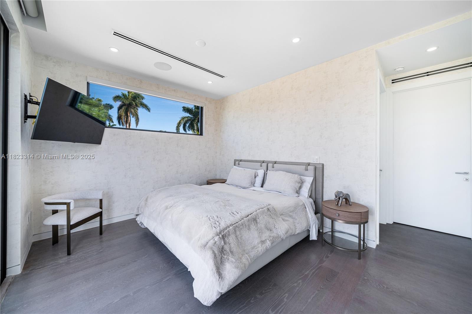 450 W 62nd St Miami Beach, FL 33140