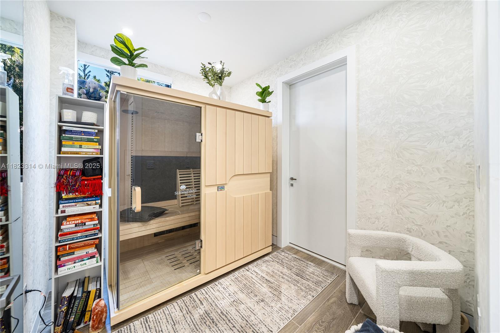 450 W 62nd St Miami Beach, FL 33140