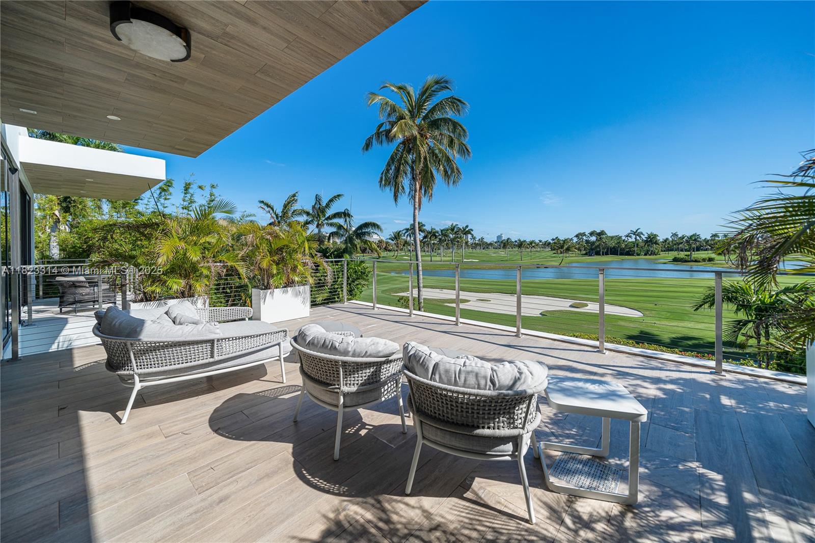 450 W 62nd St Miami Beach, FL 33140