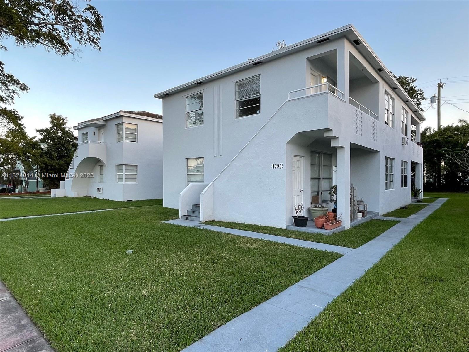 1794 Normandy Dr #3