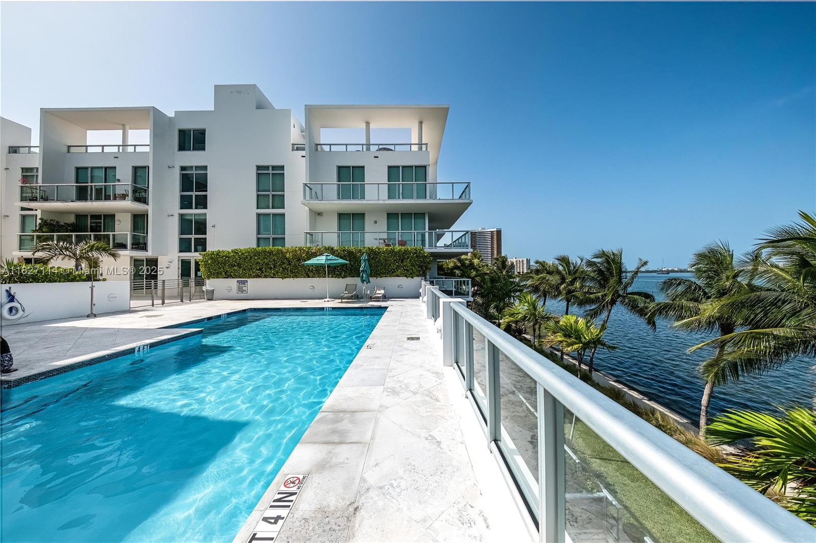 720 NE 62nd St #403 Miami, FL 33138